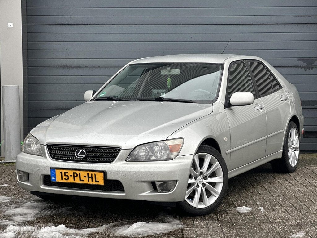 Lexus IS 200 2.0 Business Automaat | Cruise Control, Auto's, Lexus, Gebruikt, 155 pk, Sedan, Zilver of Grijs