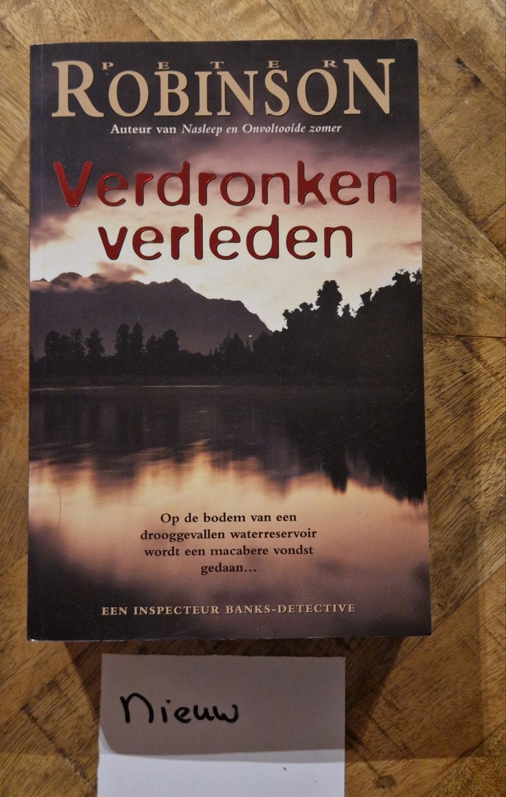 Verdronken Verleden - Peter Robinson (Inspecteur Banks), Ophalen of Verzenden, Zo goed als nieuw, Peter Robinson