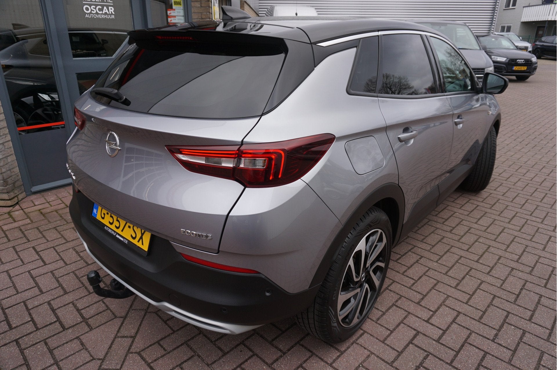 Opel Grandland X 1.2 Turbo Business Executive (bj 2019), Voorwielaandrijving, Gebruikt, 1199 cc, Bedrijf