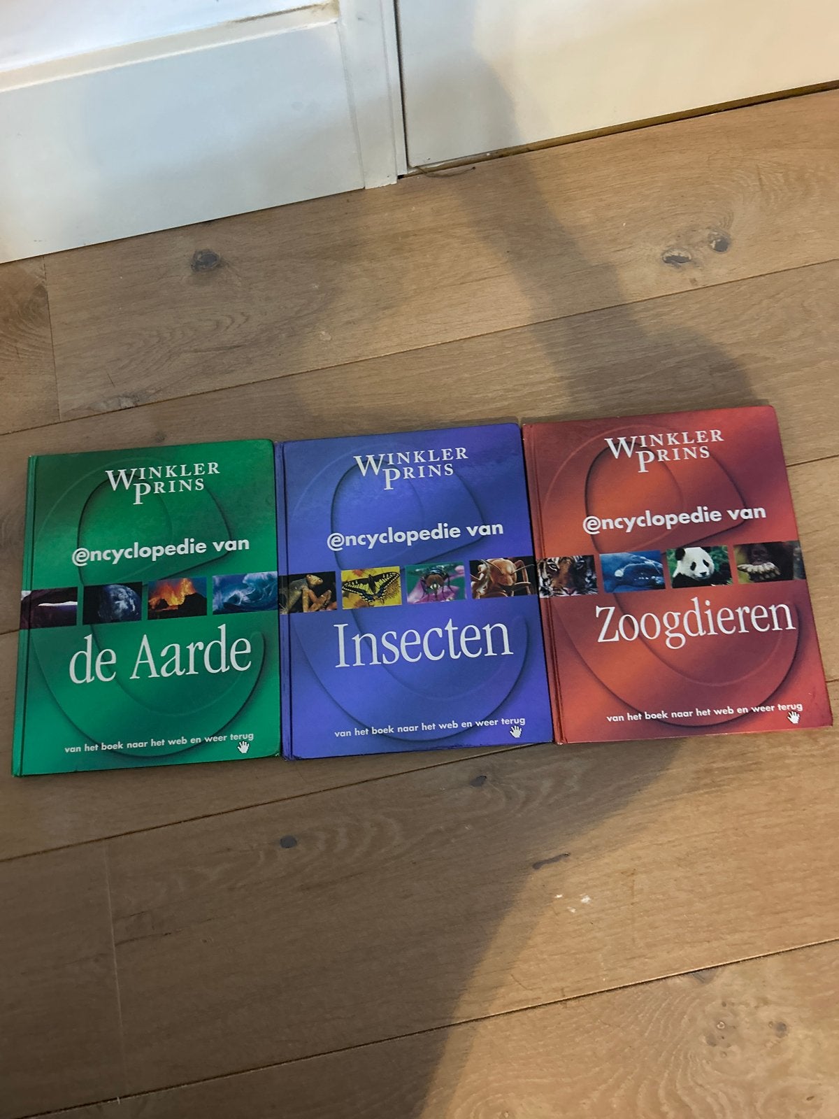 Winkler Prins Encyclopedie: Aarde, Insecten, Zoogdieren, Boeken, Encyclopedieën, Zo goed als nieuw, Complete serie, Dieren, Ophalen of Verzenden