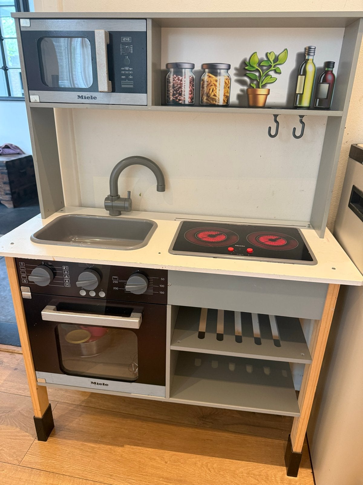 Miele Houten Speelkeuken met Accessoires, Kinderen en Baby's, Speelgoed | Speelkeukens, Ophalen of Verzenden, Gebruikt, Hout, Speelkeuken