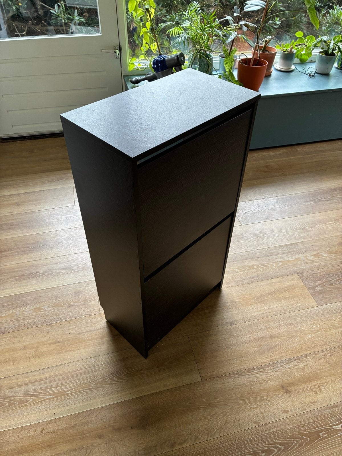 Ikea Schoenenkast met 2 vakken - zwart, Ophalen, Zo goed als nieuw