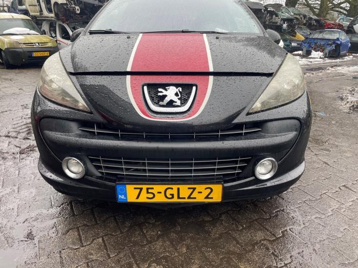 Voorbumper van een Peugeot 207, Gebruikt, -, -, Ophalen of Verzenden
