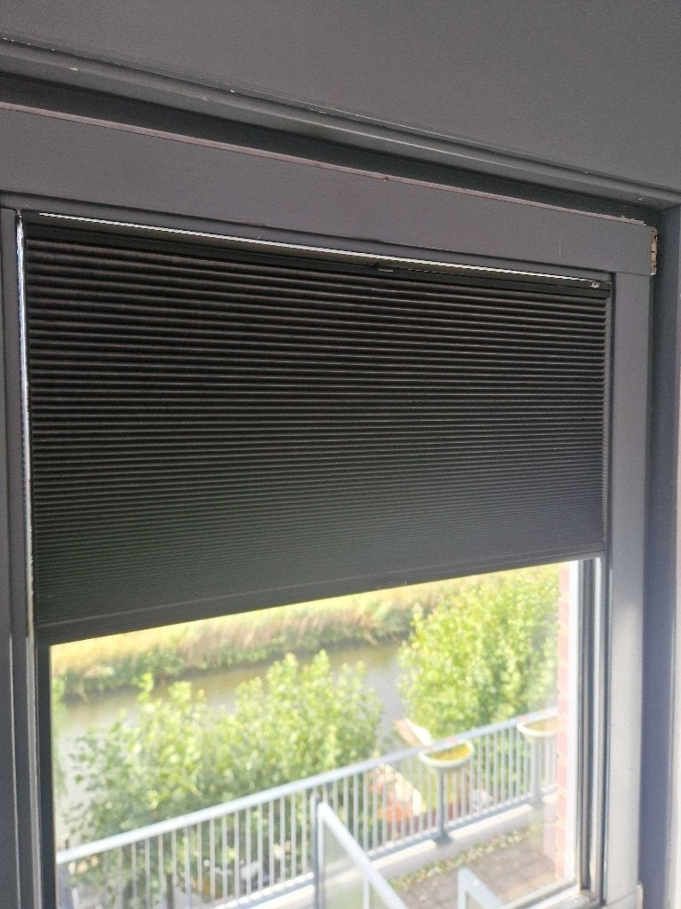 Luxaflex Duette Shades - Zwart - Ongebruikt, Huis en Inrichting, Ophalen, Overige materialen, Zwart, Nieuw