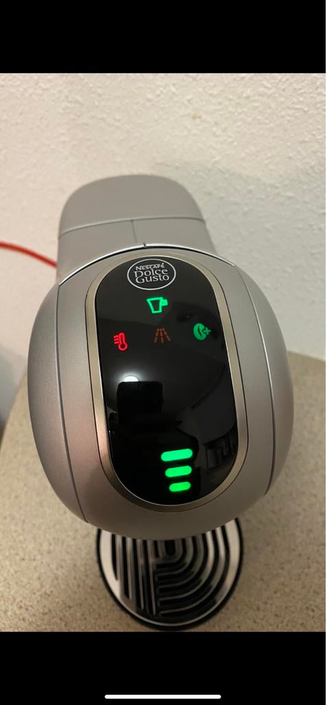 Nescafé Dolce Gusto Genio S touch Plus Koffiezetapparaat, Verzenden, Koffiemachine, Zo goed als nieuw, 1 kopje