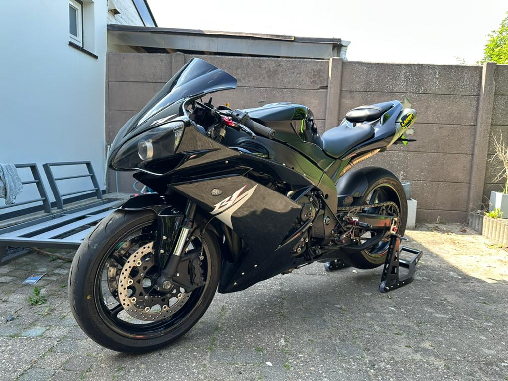 Yamaha R1 2007 RN19 Zwart, Sportuitlaat, 4 cilinders, Gebruikt, Super Sport