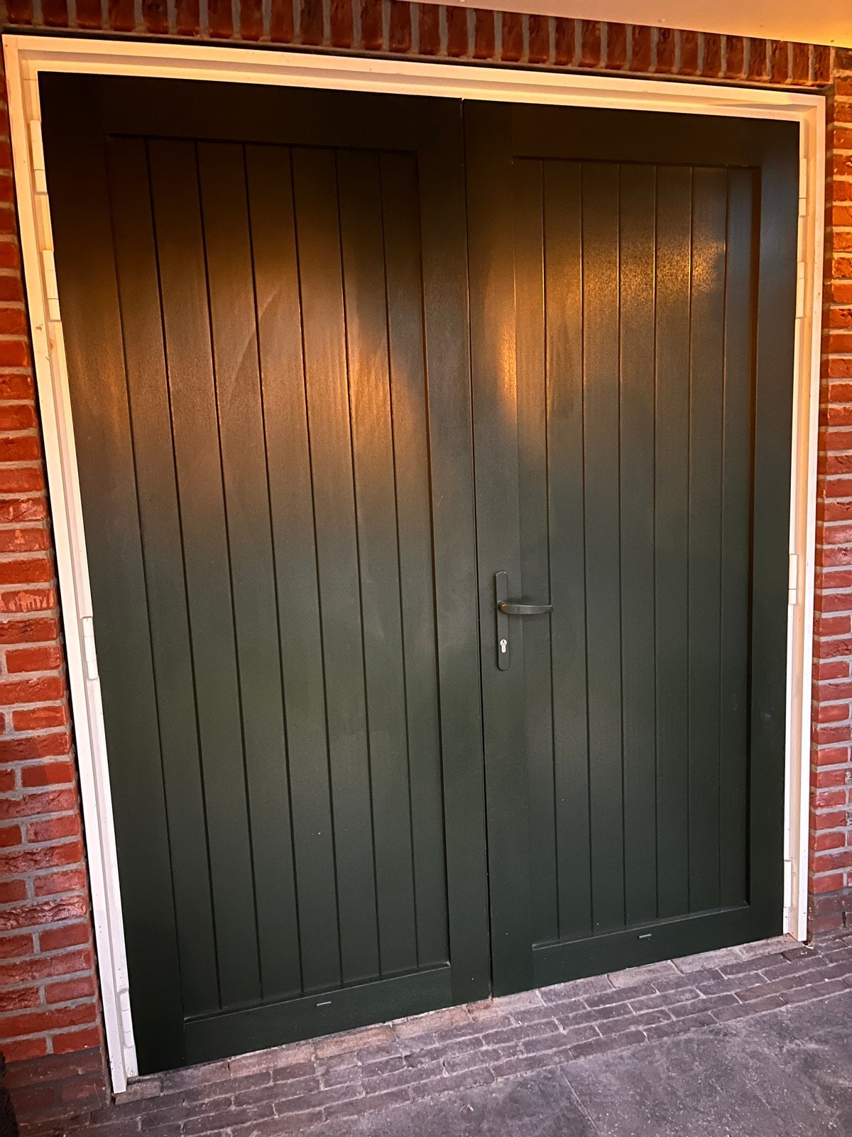 Donkergroene kunstof garagedeur - Zo goed als nieuw, Ophalen, Kunststof, Garagedeur, Zo goed als nieuw