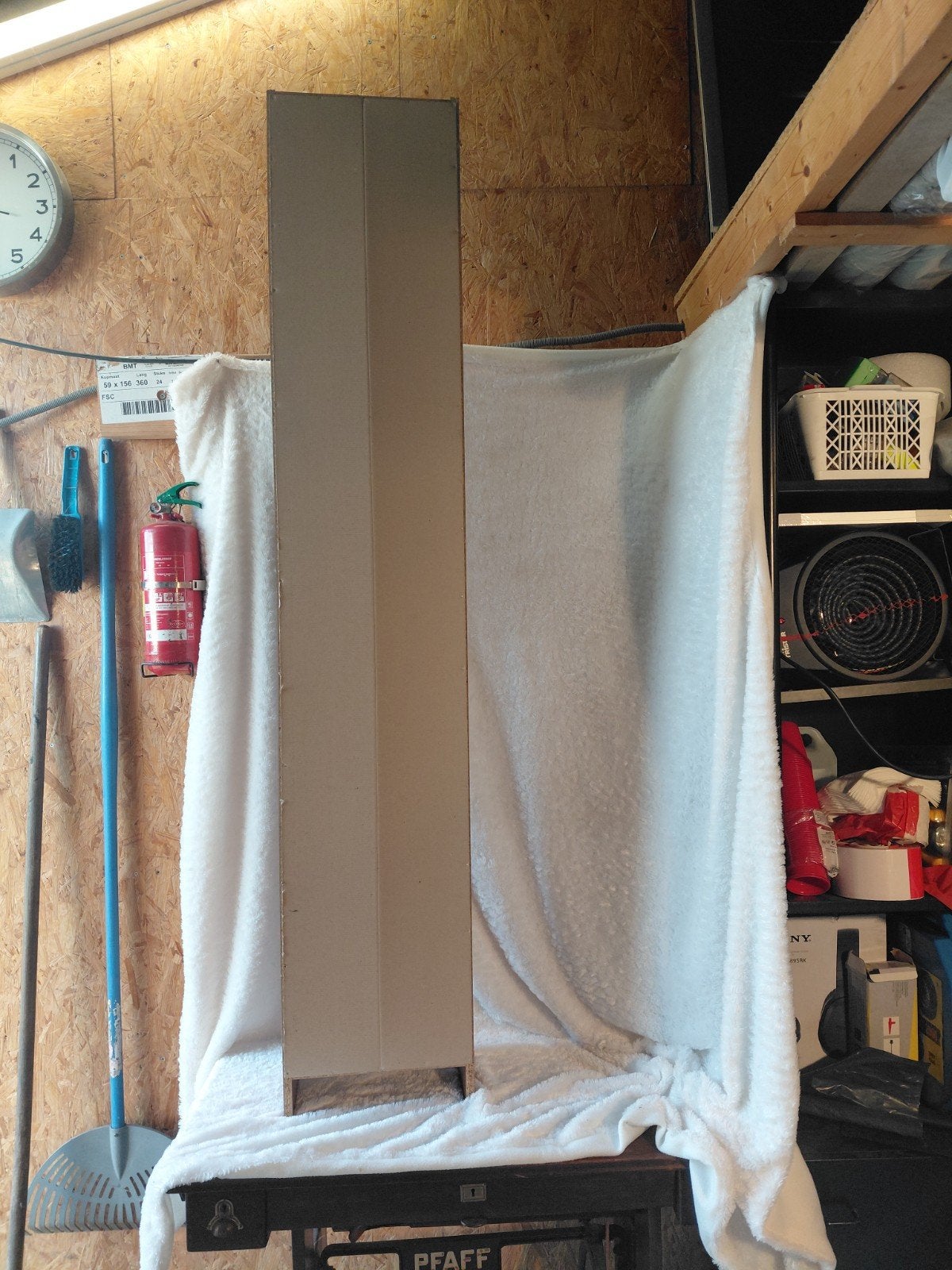 Smalle Boeken-, CD- of DVD-kast - 182x32x19 cm, Met plank(en), Minder dan 50 cm, Gebruikt, Ophalen of Verzenden
