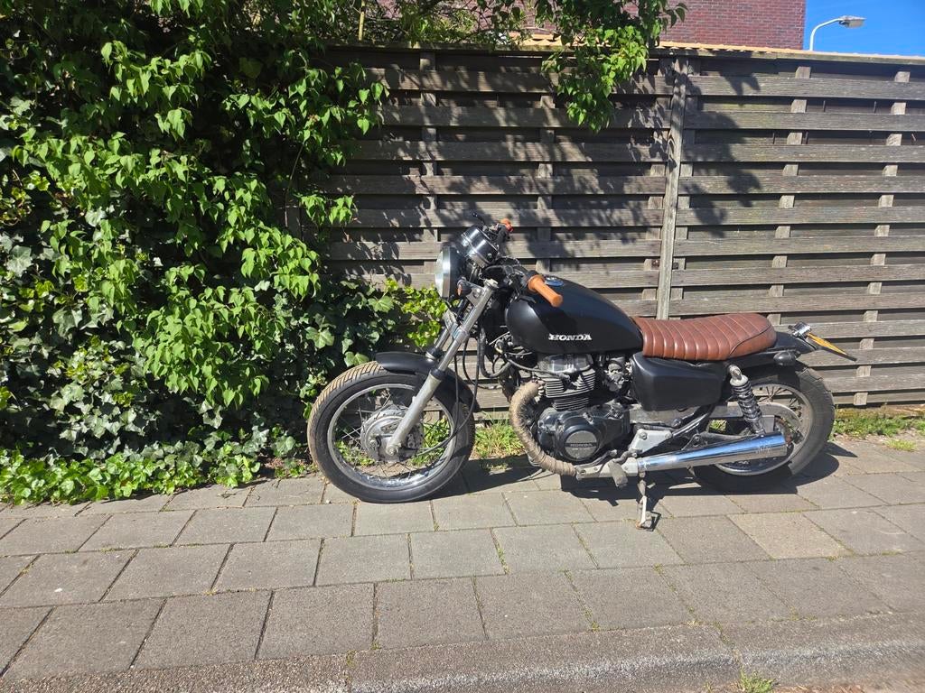 Honda Oldtimer Motor 450cc - Cafe Racer Stijl, 450 cc, 2 cilinders, Minimaal motorrijbewijs A2, Handgeschakeld