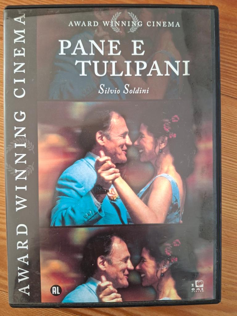 DVD Pane e Tulipani - Italiaanse feel-good film, Alle leeftijden, Ophalen of Verzenden, Zo goed als nieuw, Drama