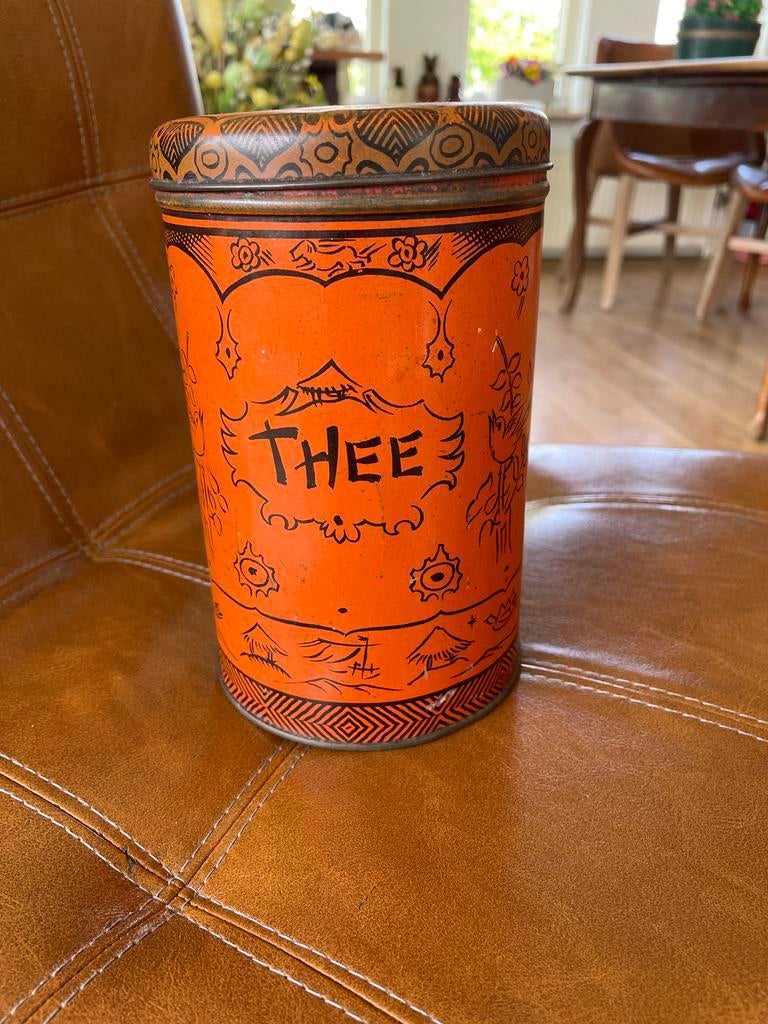 Vintage Oranje Theebus met Oosterse Decoratie, Verzamelen, Blikken, Ophalen of Verzenden, Zo goed als nieuw