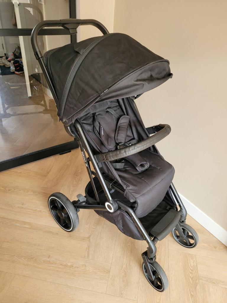 Deryan buggy., Ophalen of Verzenden, Zo goed als nieuw, Overige merken, Verstelbare rugleuning