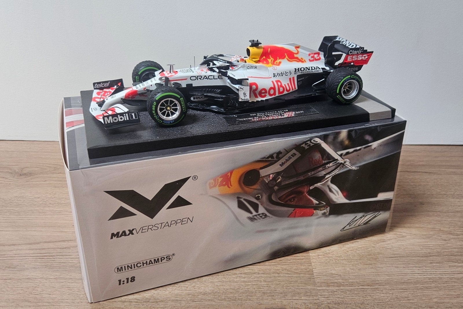 Minichamps Max Verstappen Red Bull RB16B Turkije 2021 1:18, Ophalen of Verzenden, Zo goed als nieuw, MiniChamps