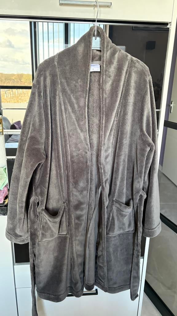 Badjassen, Kleding | Dames, Pyjama's, Zo goed als nieuw, Maat 42/44 (L), Ophalen of Verzenden