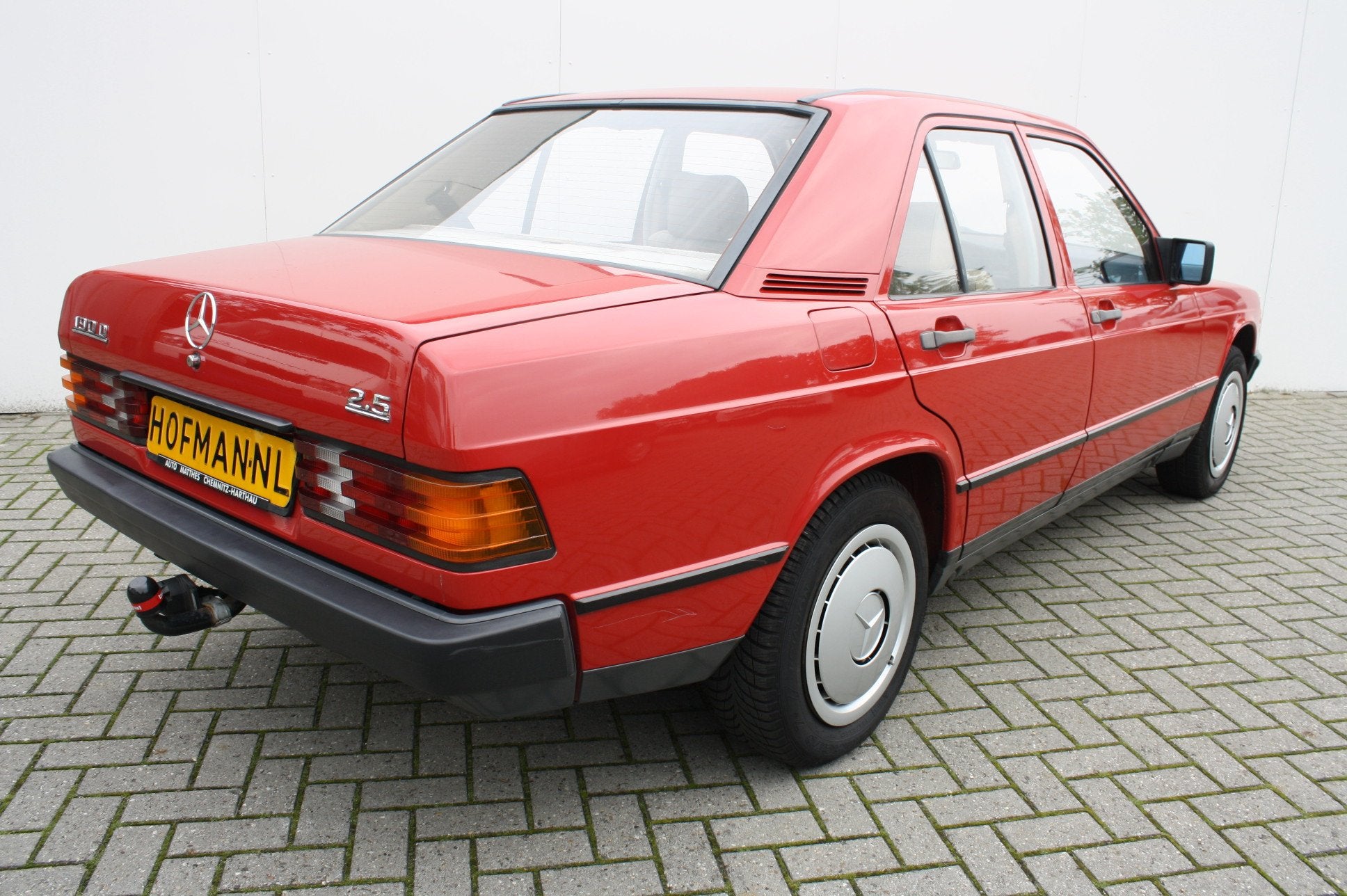 Mercedes-Benz 190D 2.5 116000km! (bj 1985, automaat), Auto's, Mercedes-Benz, Achterwielaandrijving, Gebruikt, 190-Serie, Sedan