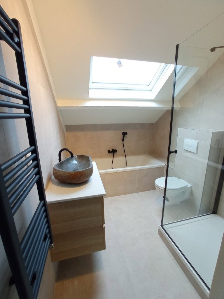 Nieuwe badkamer zonder gedoe? Vaste ploeg regelt alles