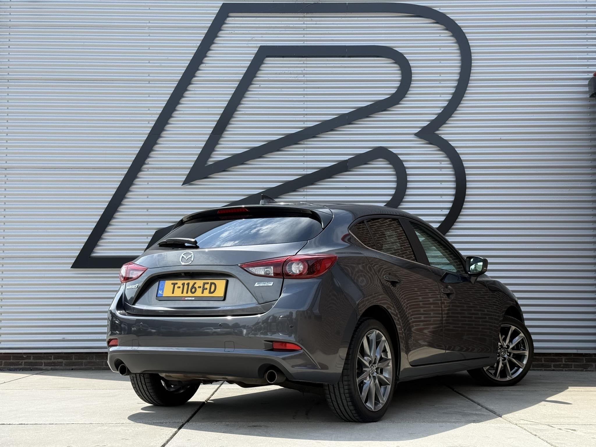 Mazda 3 2.0 SkyActiv-G 120 SkyLease GT 1e Eigenaar|Navi|Came, Auto's, Mazda, Voorwielaandrijving, 1998 cc, Gebruikt, 4 cilinders