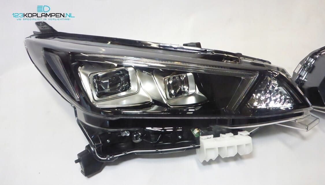 Nissan Leaf II ZE1 Full Led koplamp links rechts, Auto-onderdelen, Gebruikt, -, -, Ophalen of Verzenden