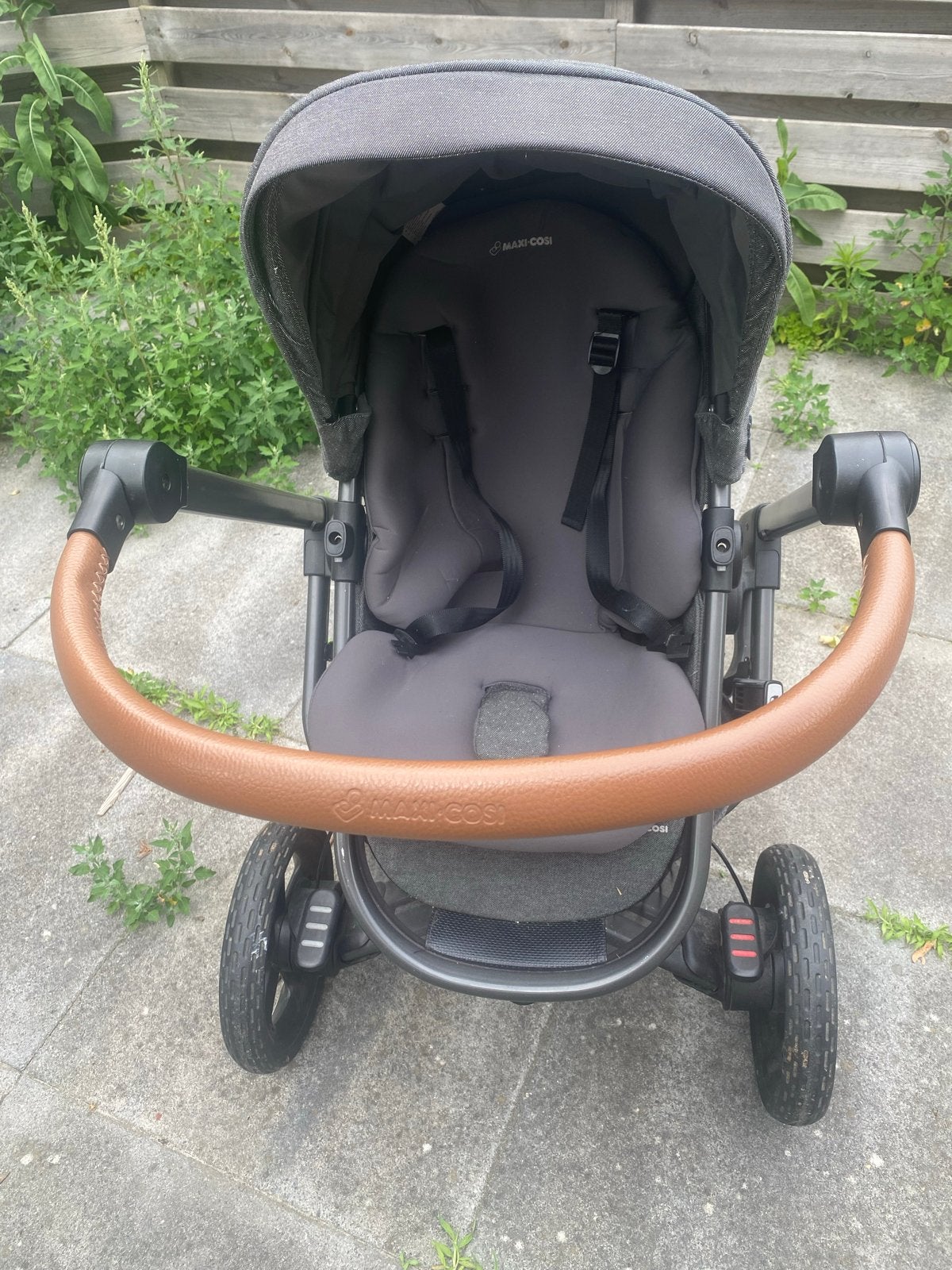 Maxi-Cosi kinderwagen, grijs met bruine accenten, Ophalen of Verzenden, Gebruikt, Kinderwagen, Maxi-Cosi
