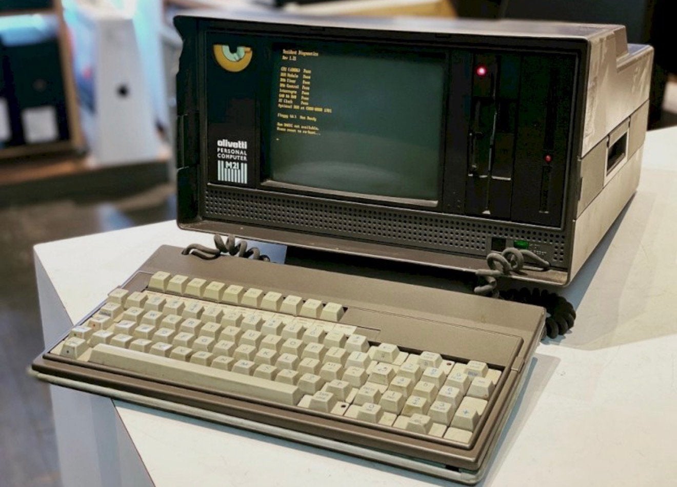 GEZOCHT: Olivetti M21, Computers en Software, Ophalen of Verzenden