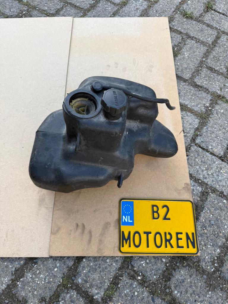 Piaggio skr benzine tank, Ophalen of Verzenden