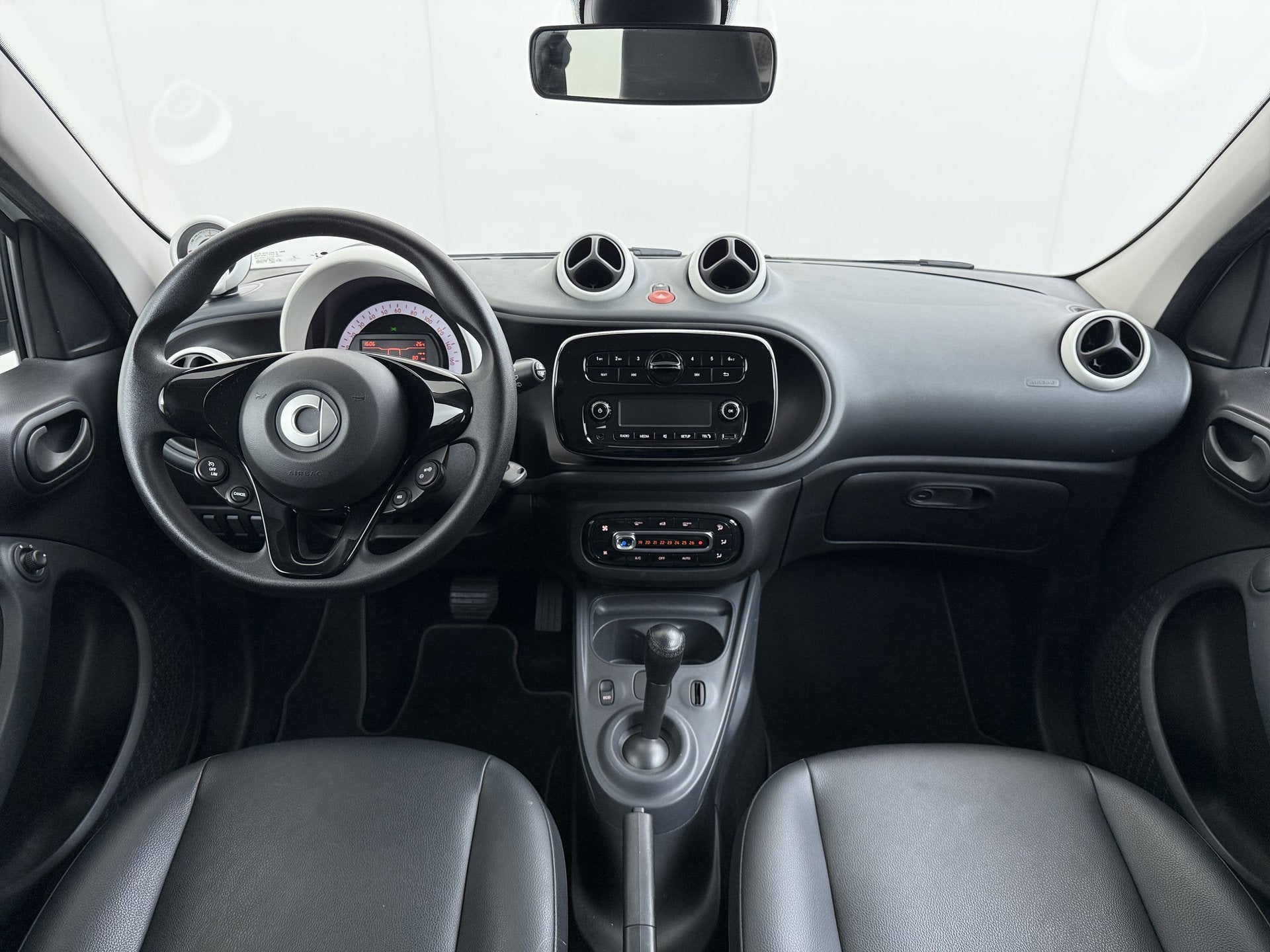 Smart Forfour EQ Electric AUT. 2/3 Leer SOH 91% Ecc Bluetoot, Auto's, Smart, Automaat, Achterwielaandrijving, Gebruikt, 43 €/maand