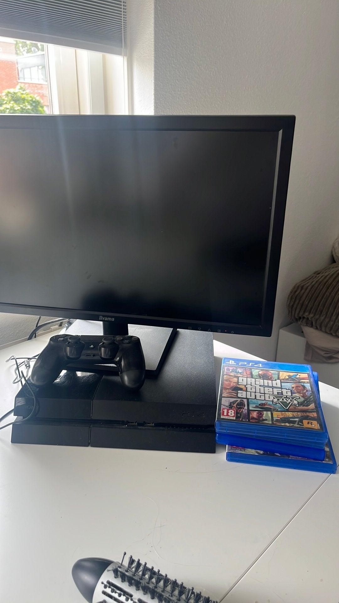 playstation 4 met beeldscherm en spellen, Spelcomputers en Games, Spelcomputers | Sony PlayStation 4, Ophalen, Zo goed als nieuw