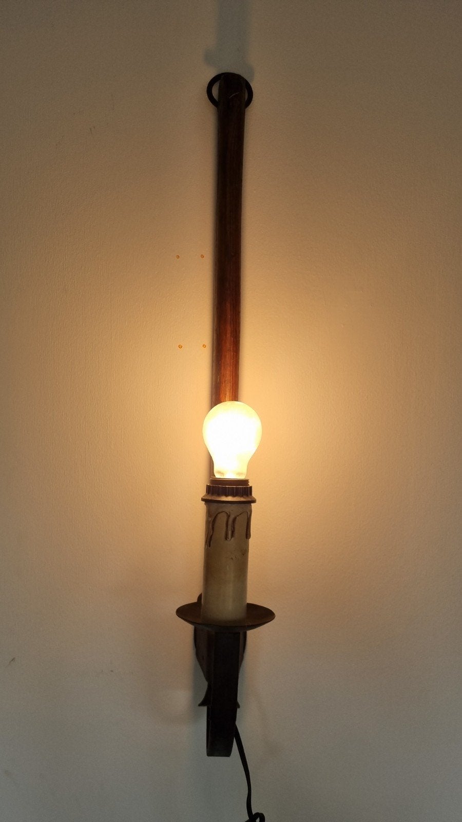 Unieke Bijl Wandlamp - Rustieke Industriële Stijl, Ophalen of Verzenden