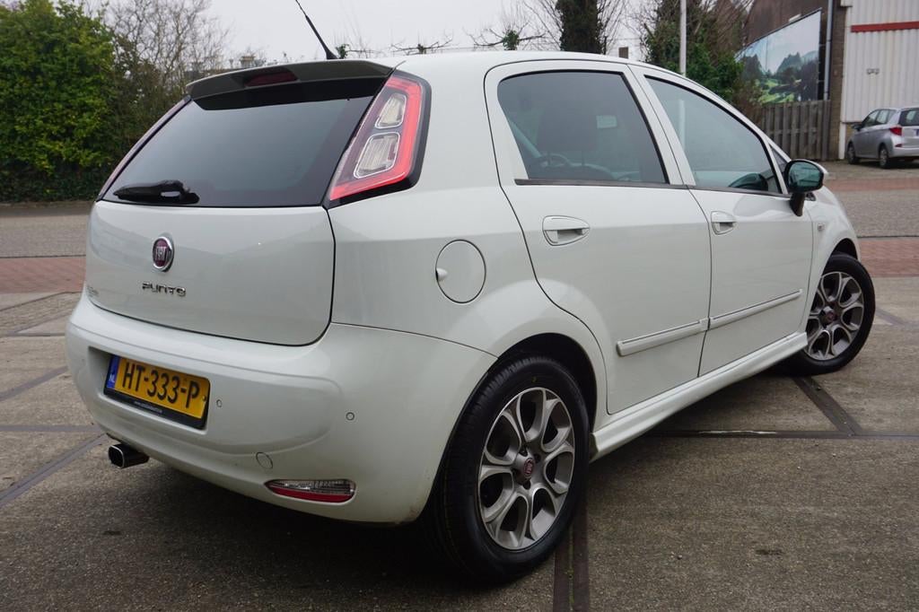 Fiat Punto Evo 1.3 M-Jet Lounge * Cruise * Airco *, Auto's, Voorwielaandrijving, Euro 5, Gebruikt, Zwart