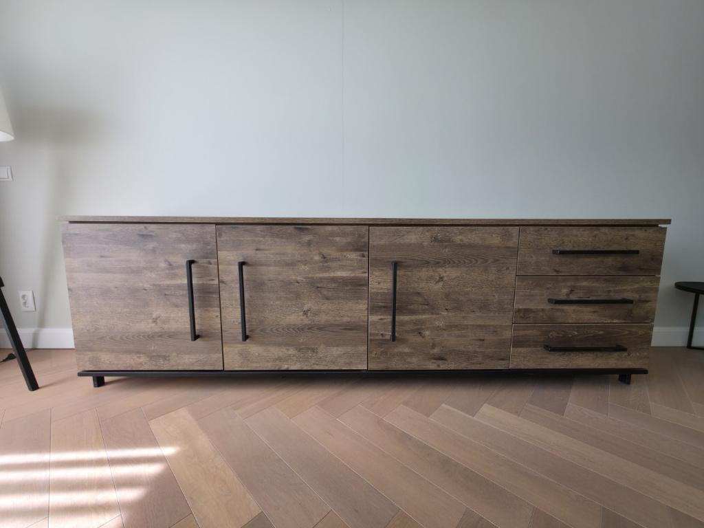 Dressoir, Ophalen, Kunststof, Met deur(en), Zo goed als nieuw