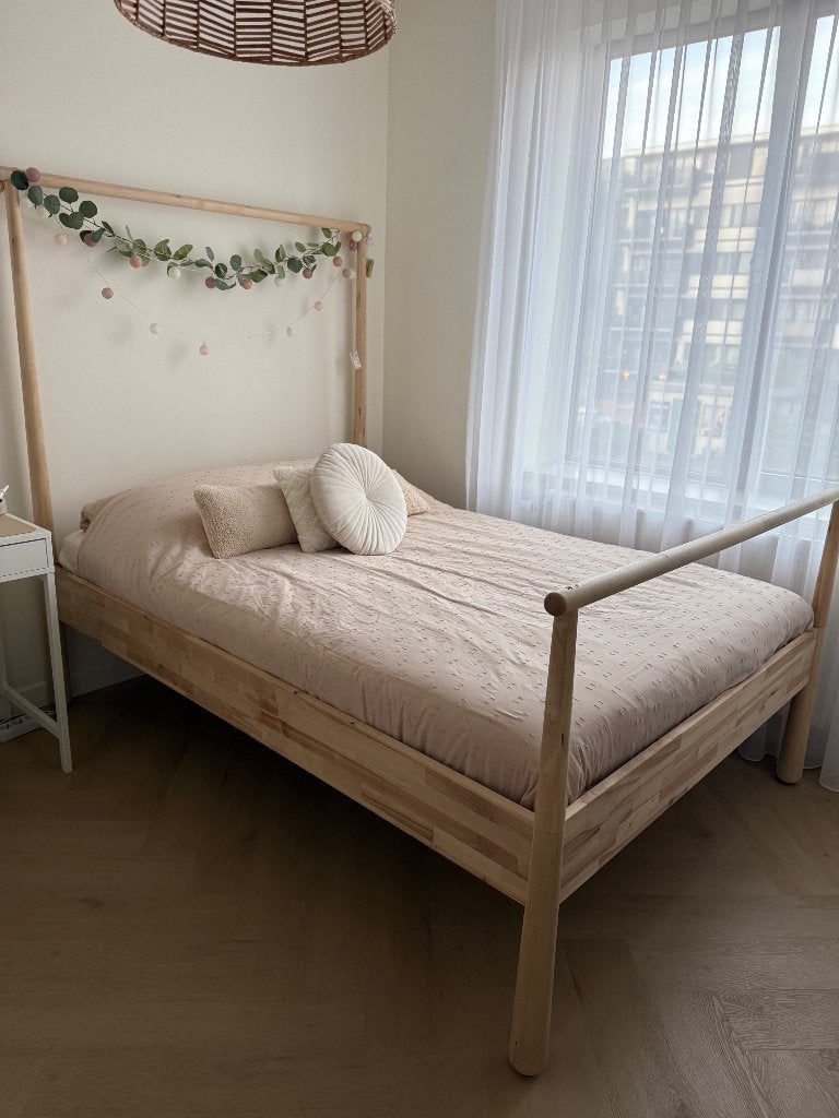 IKEA bed Gjora incl. lattenbodem, Ophalen, 140 cm, Zo goed als nieuw, 200 cm