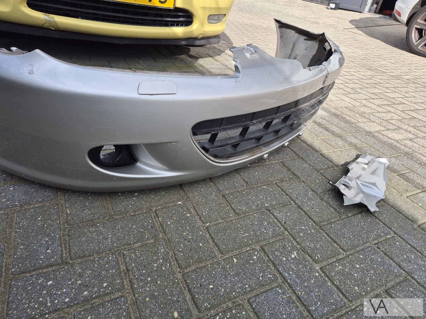 Peugeot 406 coupe voorbumper facelift met grille 2003 - 2005, Auto-onderdelen, Carrosserie en Plaatwerk, Gebruikt, -, Voor, -