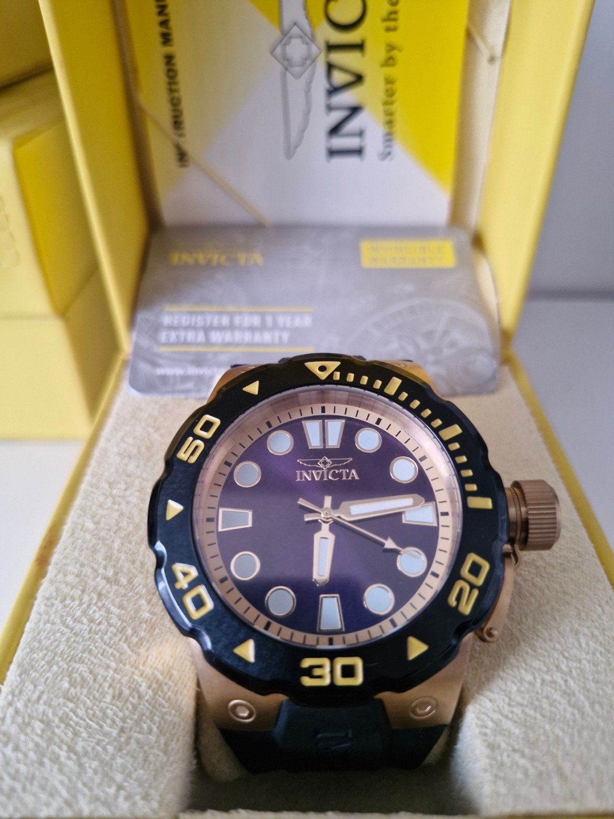 Invicta Pro Diver 200m met rubberen band - Nieuwstaat, Overige merken, Staal, Polshorloge, Overige materialen