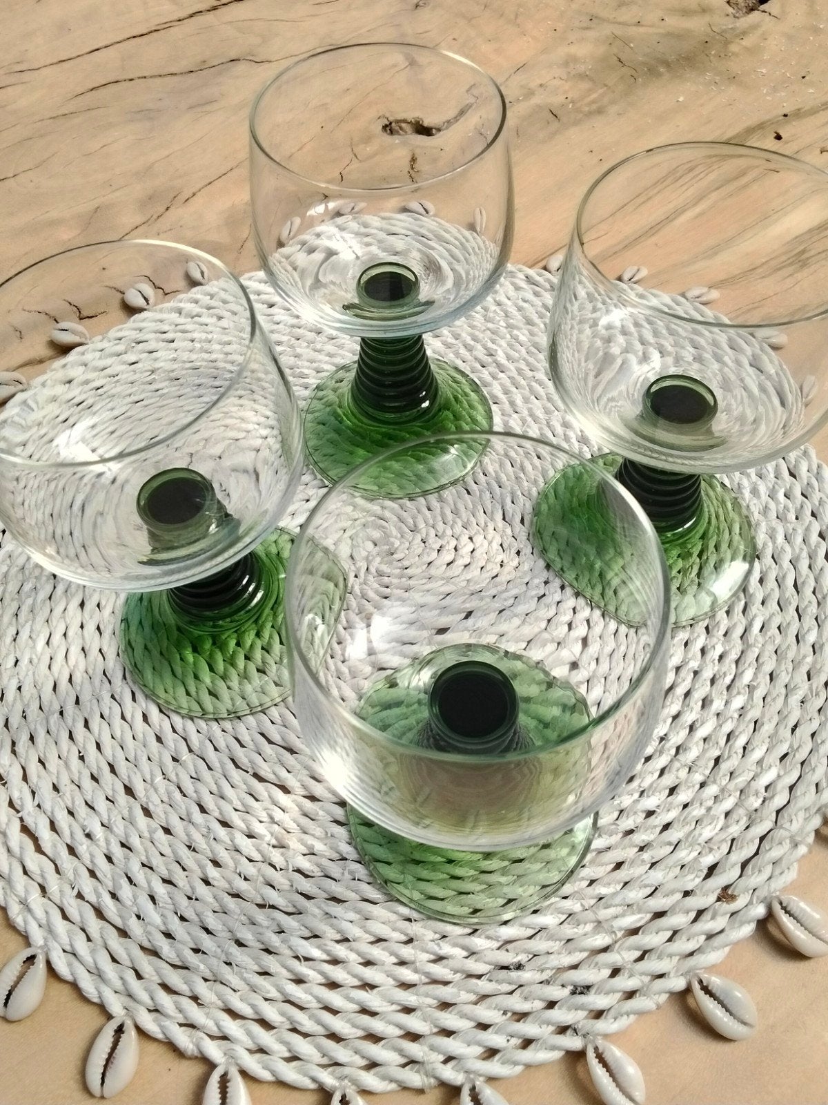 Set van 4 vintage Roemer glazen met groene voet, Antiek en Kunst, Ophalen