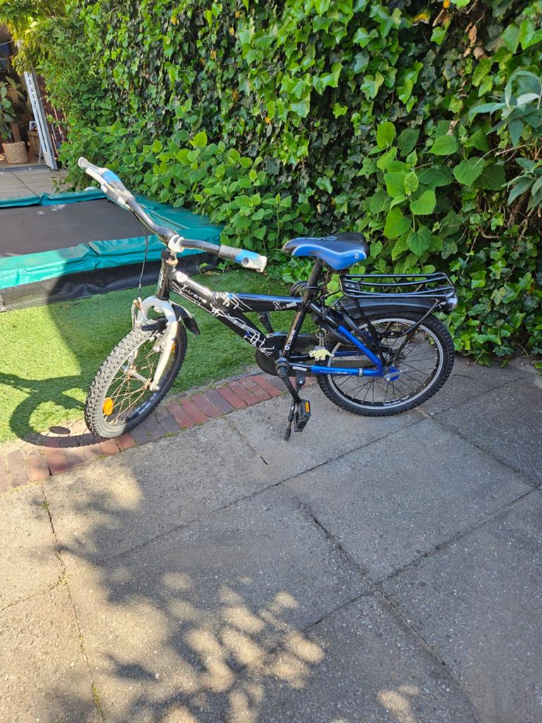 Loekie jongensfiets, Fietsen en Brommers, Fietsen | Kinderfietsjes, Ophalen of Verzenden, Gebruikt, Minder dan 16 inch