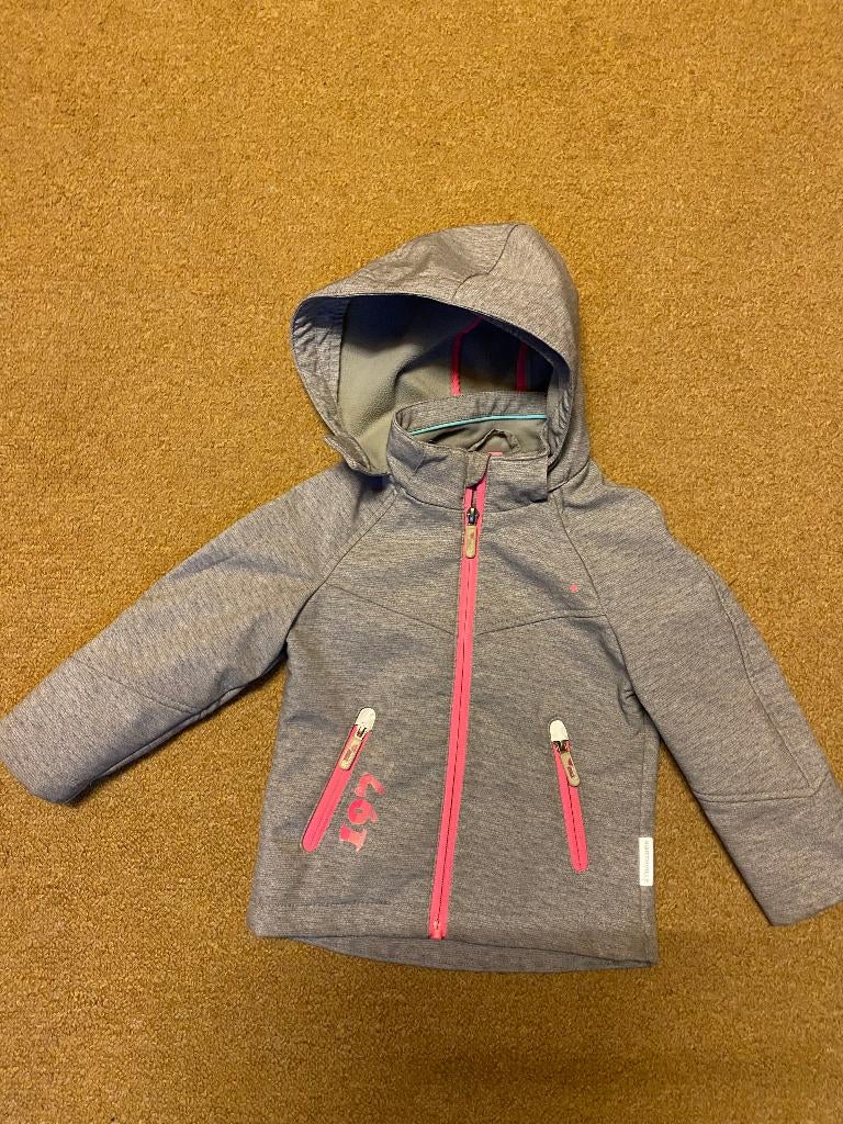 C&A softshell jasje maat 98, Kinderen en Baby's, Kinderkleding | Maat 98, C&A, Meisje, Ophalen of Verzenden, Zo goed als nieuw