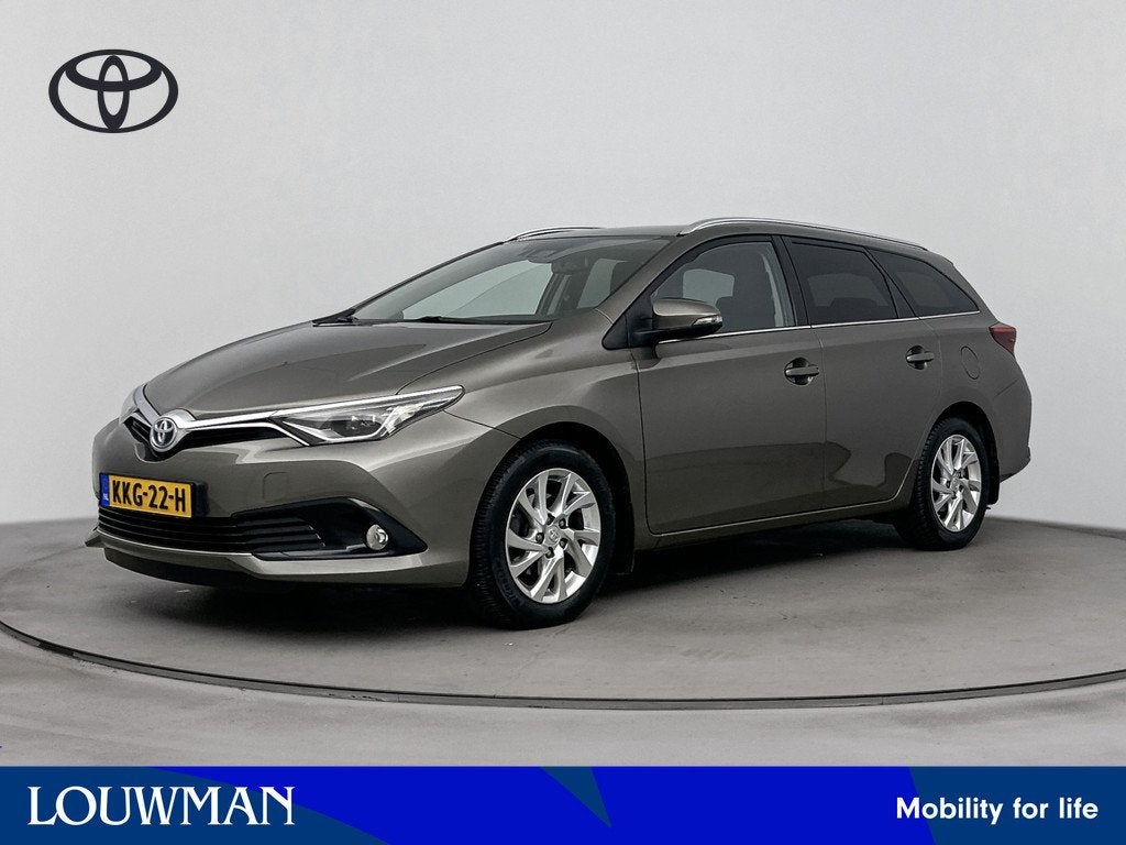 Toyota Auris Touring Sports 1.8 Hybrid Dynamic | Stoelverwar, Auto's, Toyota, Bedrijf, Te koop, Auris, ABS, Achteruitrijcamera