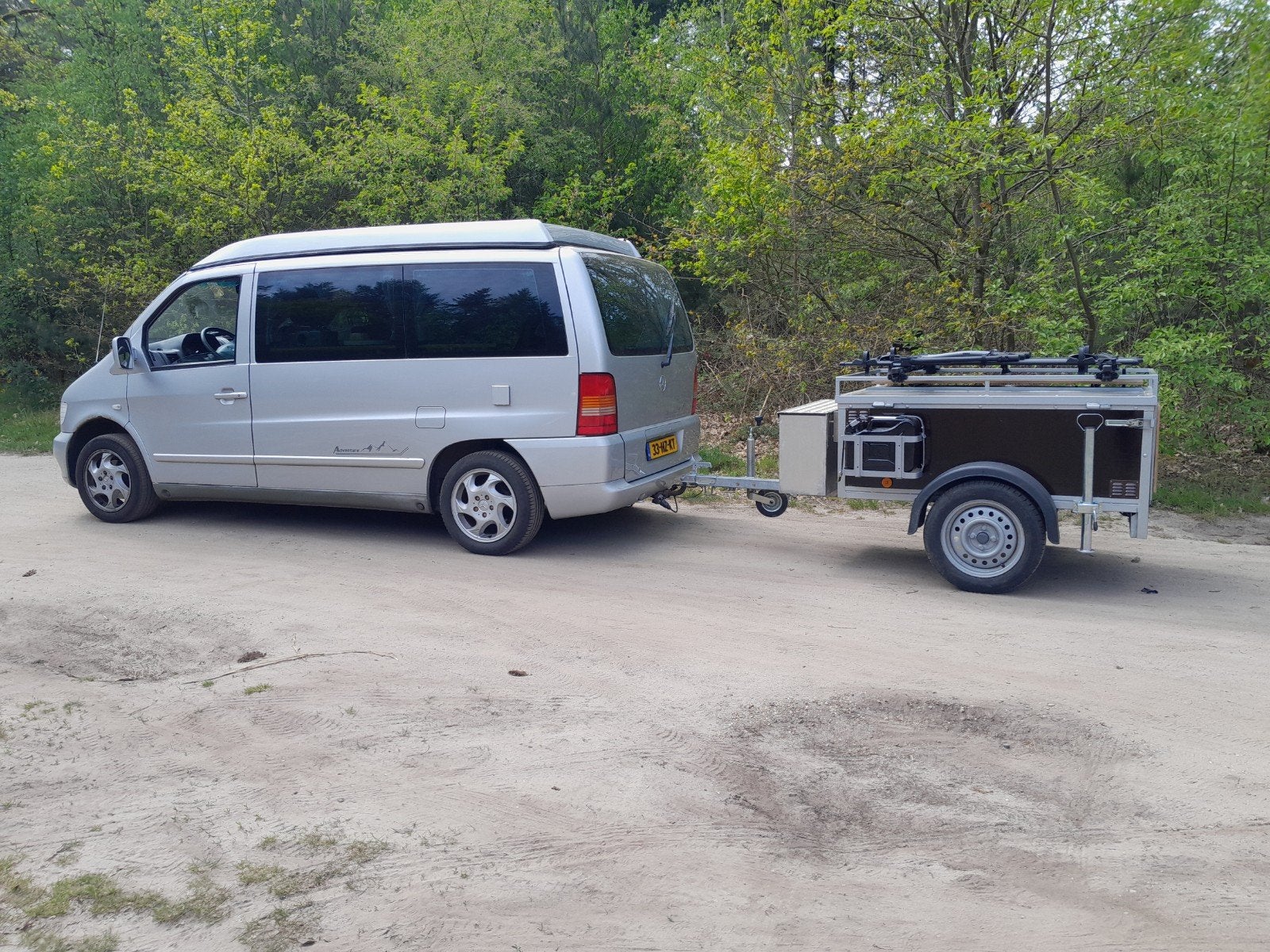 Mercedes benz vito 112cdi camperbus 2002
4 persoons, Automaat, Buscamper of Camperbus, Mercedes-Benz, Diesel