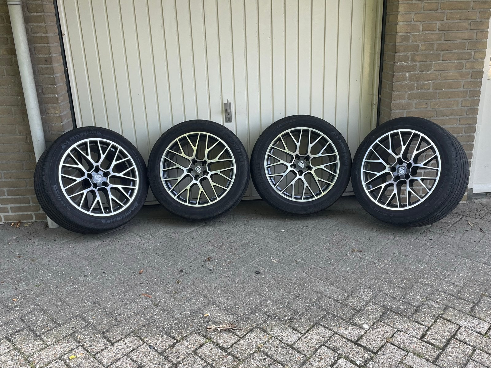 Porsche Macan 20 inch RS Spyder 100% schadevrij+zomerbanden, Auto-onderdelen, Ophalen