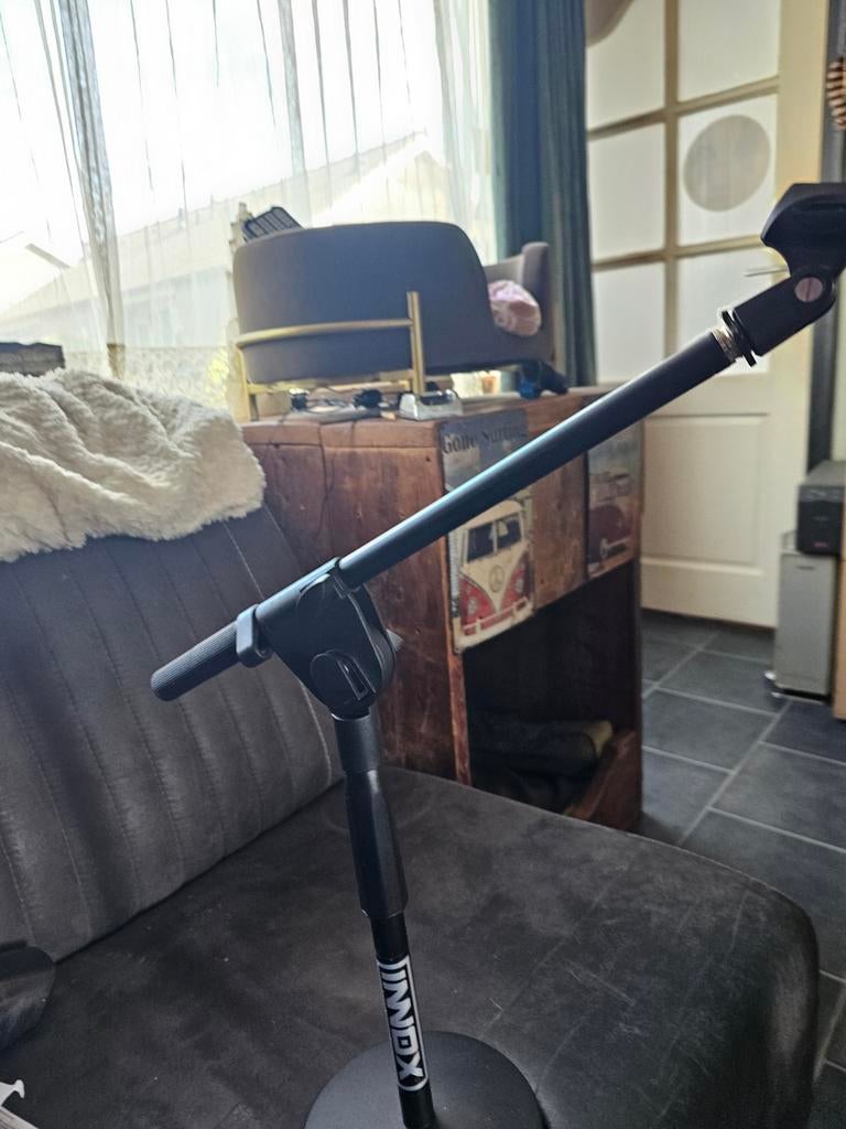 Te koop Innox microfoon standaard in hoogte verstelbaar, Ophalen of Verzenden, Gebruikt, Muziekstandaard, Microfoon