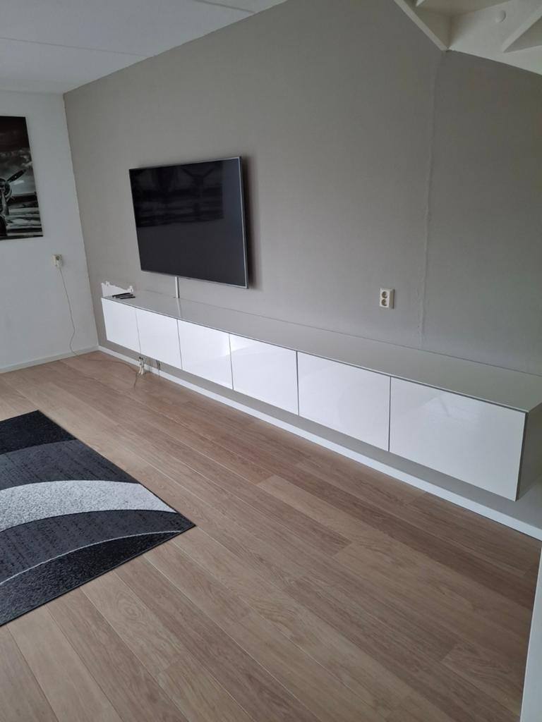 Hangend tv meubel, Ophalen, 25 tot 50 cm, Minder dan 100 cm