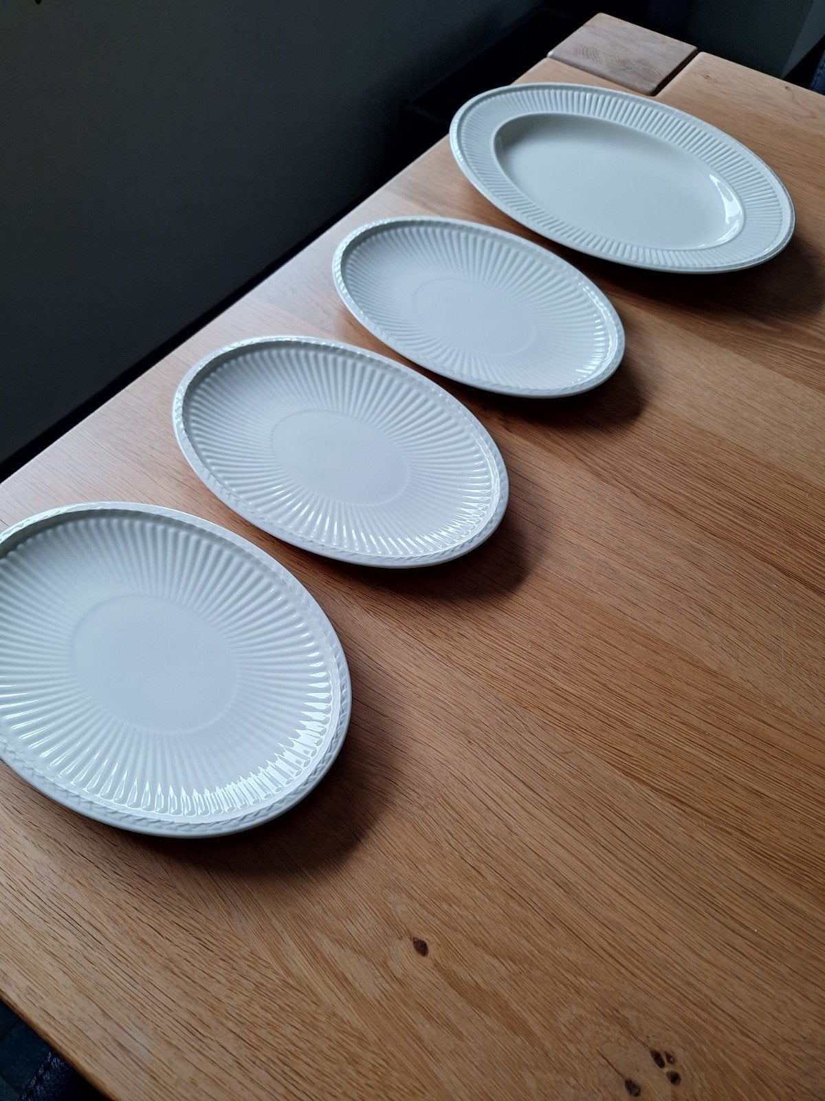 4 Wedgwood Edme ovale serveerschalen – Queen's Ware, Ophalen, Klassiek, Schaal of Schalen, Zo goed als nieuw