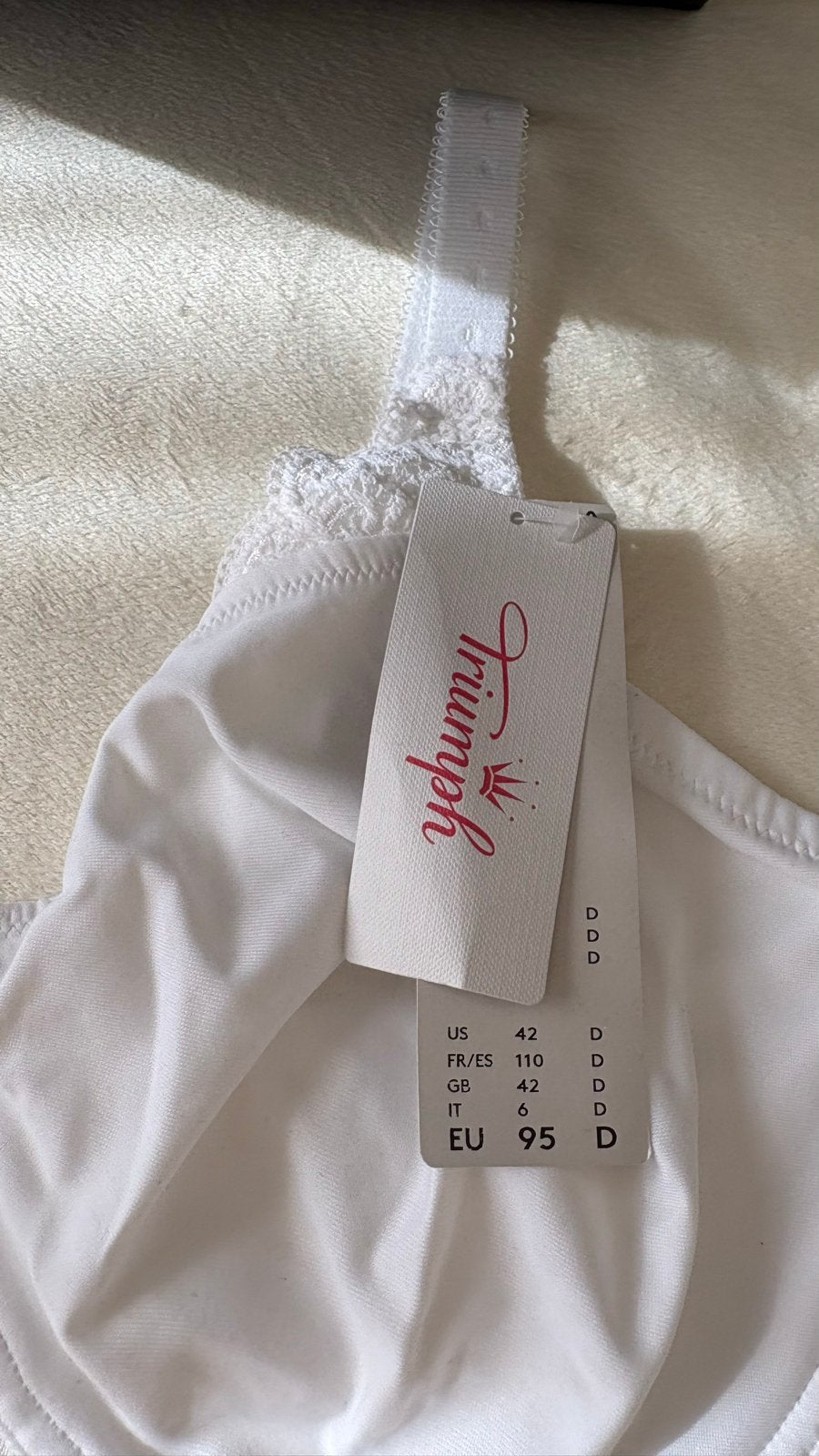 Triumph BH 95D - Nieuw met kaartjes, Kleding | Dames, Ondergoed en Lingerie, Verzenden, Wit, BH