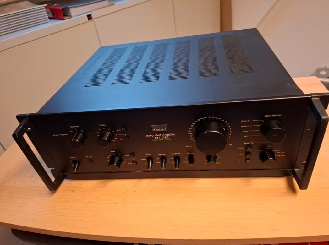 Sansui AU-719 vintage versterker