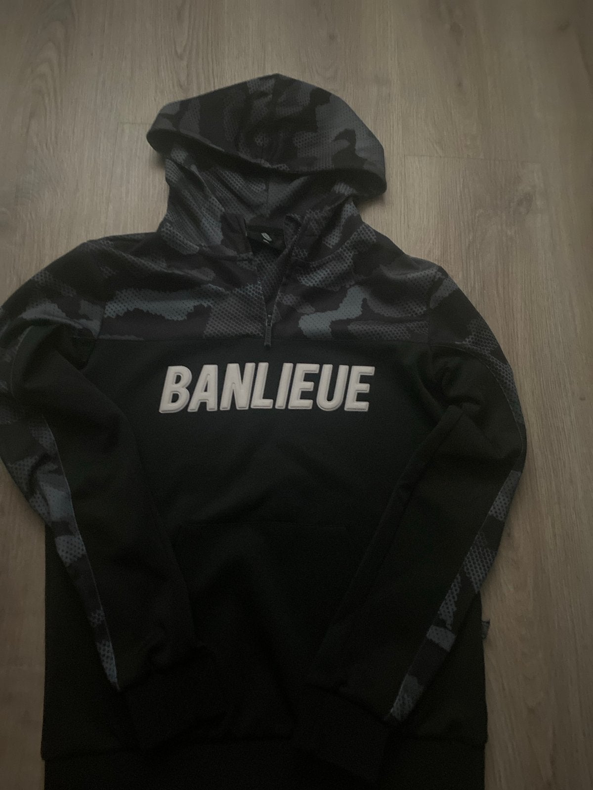 Banlieue hoodie zwart camouflage - Maat S, Ophalen of Verzenden, Zo goed als nieuw, Maat 46 (S) of kleiner, Zwart