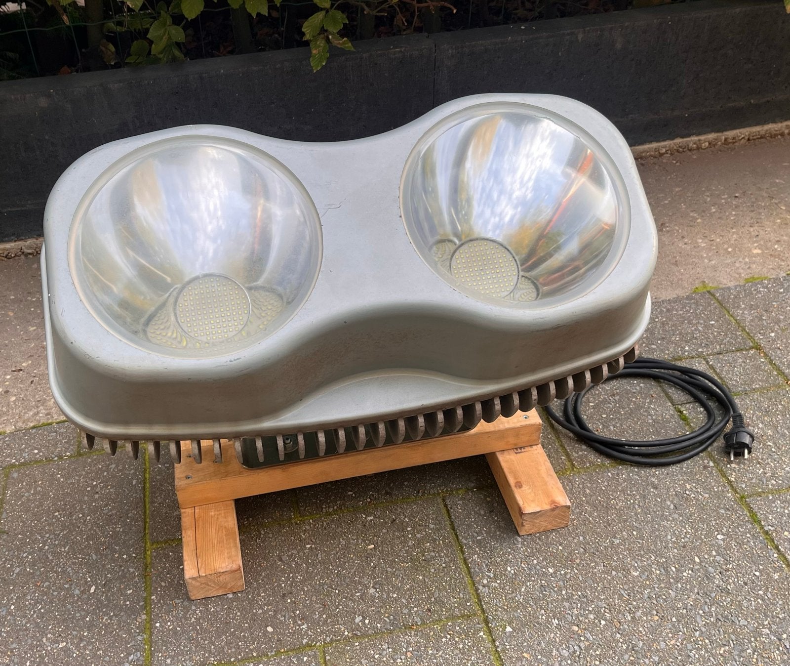 Grote Industriële LED Lamp, Ophalen, Gebruikt, Met statief, Lamp met armatuur