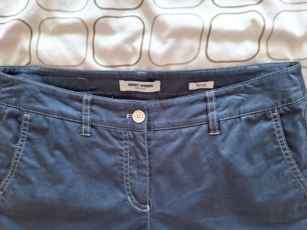 Blauwe broek - GERRY WEBER - Maat 40 ?, Kleding | Dames, Broeken en Pantalons, Maat 38/40 (M), Blauw, Ophalen of Verzenden, Zo goed als nieuw