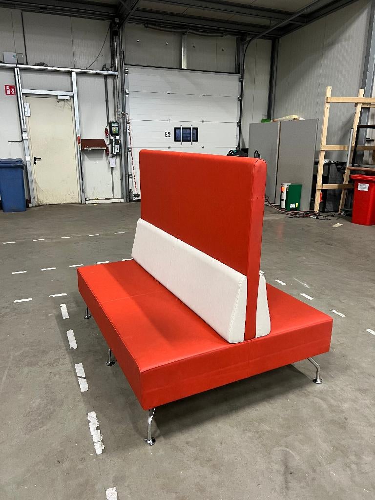 Orangebox Dubbele Treinbank / wachtkamerbank / eetbank, 2 st, Huis en Inrichting, Banken | Bankstellen, Gebruikt, Minder dan 75 cm