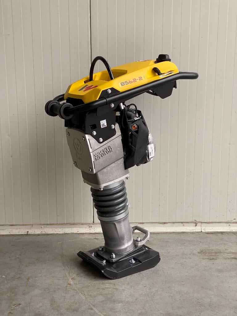 Trilstamper/stamper Wacker BS 62-2 "2-takt benz.motor" (NW), Ophalen of Verzenden, Nieuw