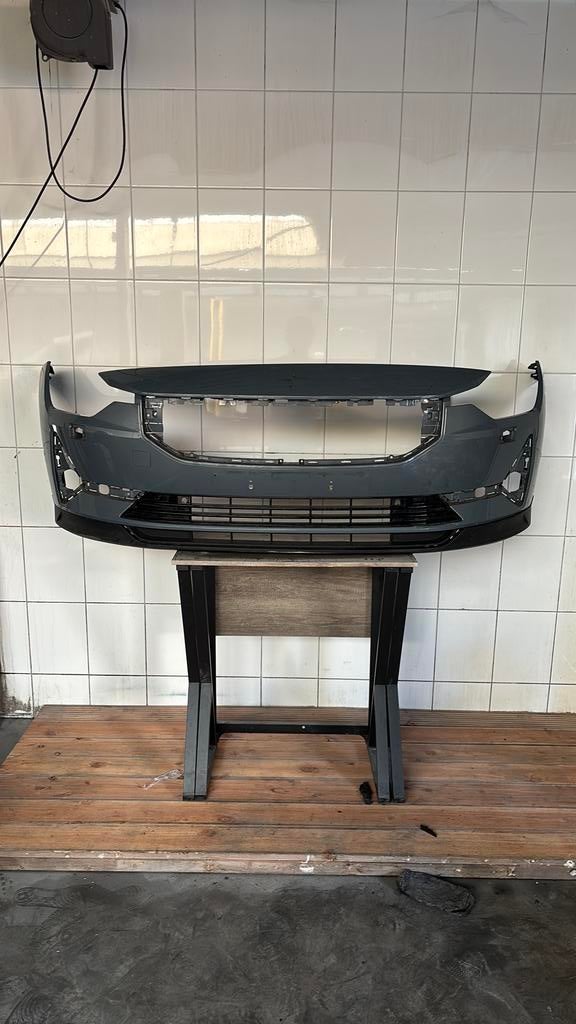 Polestar 2 Voorbumper – 31690327, Auto-onderdelen, Carrosserie en Plaatwerk, Ophalen of Verzenden, Voor, Bumper